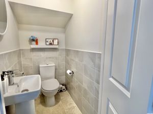 Downstairs WC - click for photo gallery